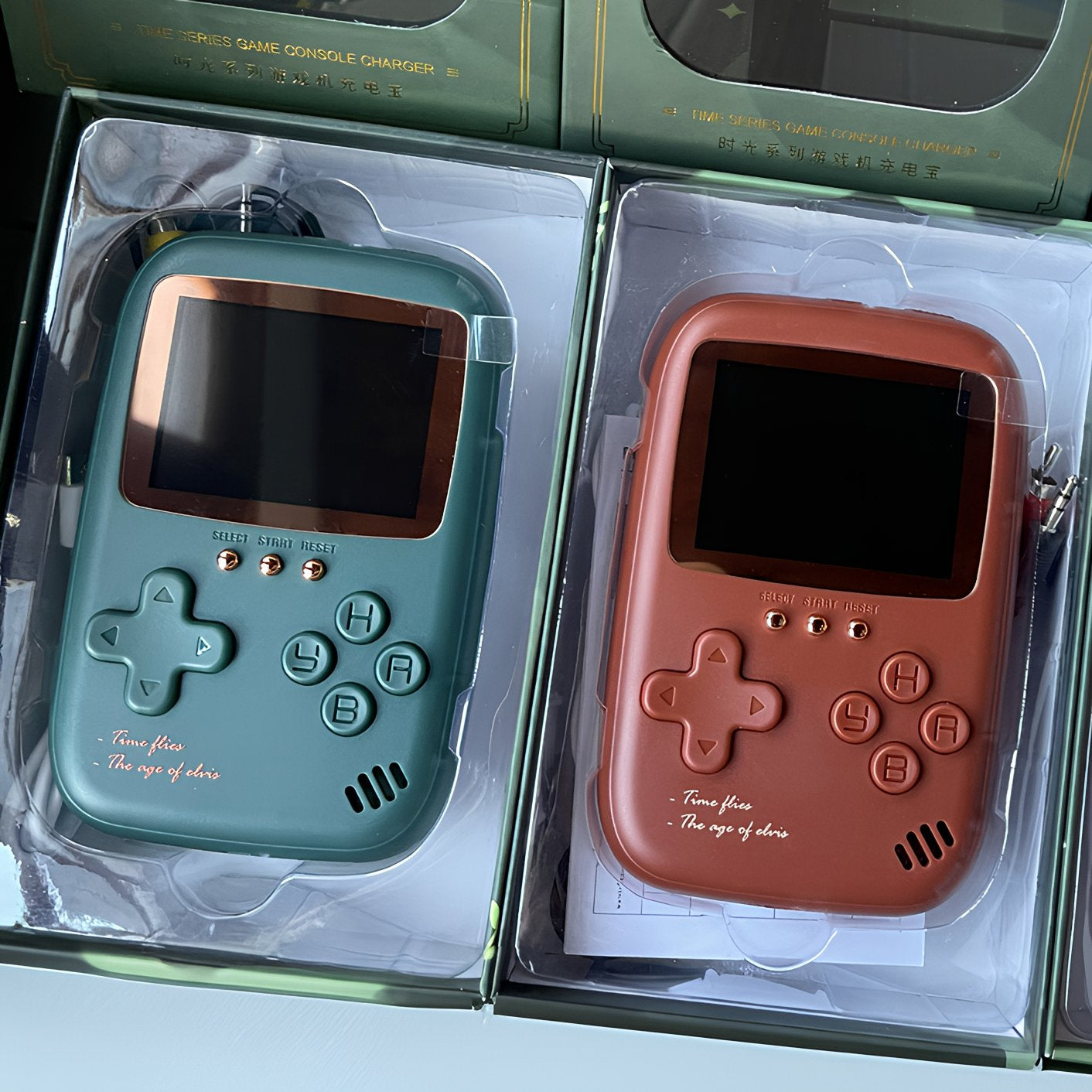 Cargador Portátil Con Videojuegos Retro Verde